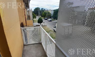 Alquiler PH 2 ambientes en Wilde