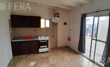 Alquiler PH 2 ambientes en Wilde