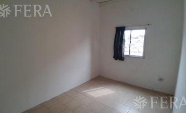 Alquiler PH 2 ambientes en Wilde