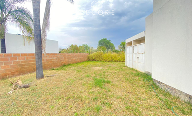 CASA EN VENTA EN FRACCIONAMIENTO LOMA ESMERALDA, HUAXTLA, JALISCO