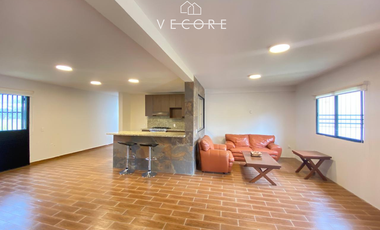 CASA EN VENTA EN FRACCIONAMIENTO LOMA ESMERALDA, HUAXTLA, JALISCO