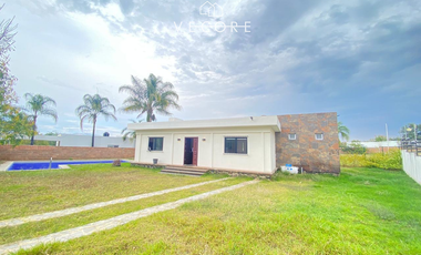 CASA EN VENTA EN FRACCIONAMIENTO LOMA ESMERALDA, HUAXTLA, JALISCO