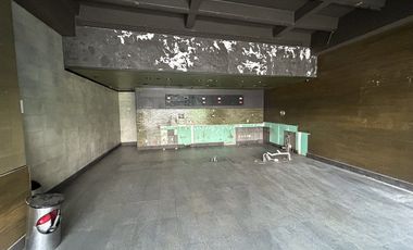 Excelente Local Comercial en Renta 107 m2 en Santa Fe.