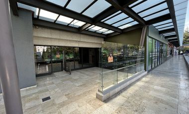 Excelente Local Comercial en Renta 107 m2 en Santa Fe.