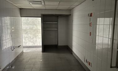 Excelente Local Comercial en Renta 107 m2 en Santa Fe.