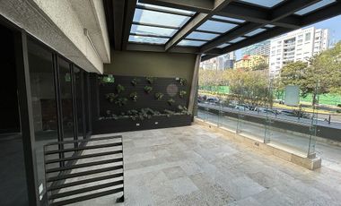 Excelente Local Comercial en Renta 107 m2 en Santa Fe.