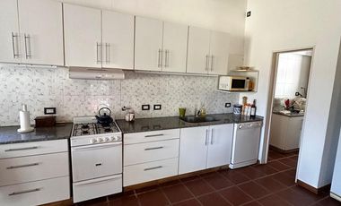 Hermosa casa en Parque las Naciones