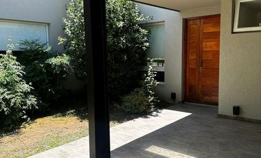 Hermosa casa en Parque las Naciones