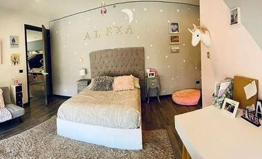 Venta  moderna casa amueblada Bosque Real 4 recamaras  sobre campo de golf