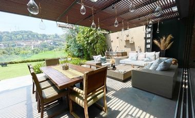 Venta  moderna casa amueblada Bosque Real 4 recamaras  sobre campo de golf