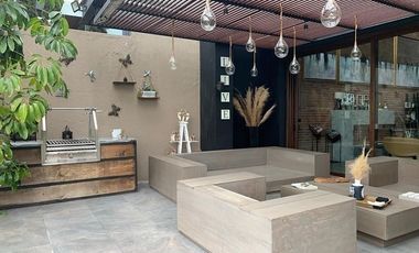 Venta  moderna casa amueblada Bosque Real 4 recamaras  sobre campo de golf