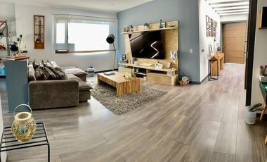 Venta  moderna casa amueblada Bosque Real 4 recamaras  sobre campo de golf