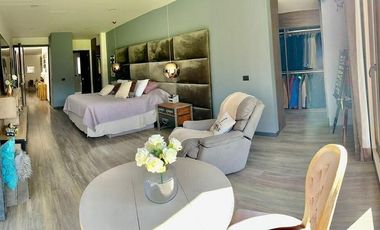 Venta  moderna casa amueblada Bosque Real 4 recamaras  sobre campo de golf