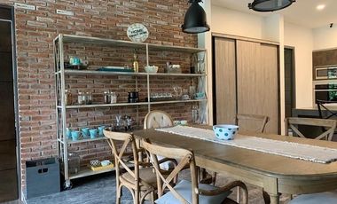 Venta  moderna casa amueblada Bosque Real 4 recamaras  sobre campo de golf