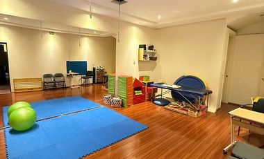 Renta Interlomas excelente local ideal para consultorios