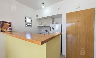 Departamento en Alquiler en Villa Ballester - Dos Ambientes con Cochera-Muy luminoso