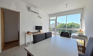 Departamento en Alquiler en Villa Ballester - Dos Ambientes con Cochera-Muy luminoso