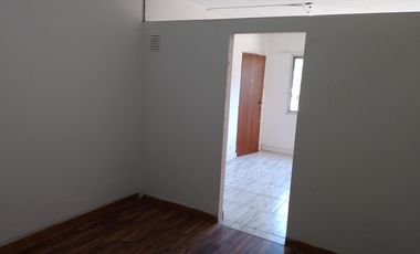 Oficina en venta Adrogué- PLENO CENTRO