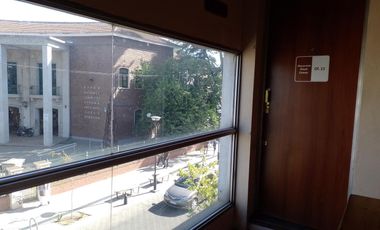 Oficina en venta Adrogué- PLENO CENTRO