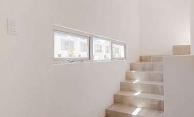 Amaneceres: Casa en Nuevo Oriente. MÉRIDA, YUCATÁN