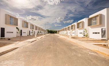 Amaneceres: Casa en Nuevo Oriente. MÉRIDA, YUCATÁN