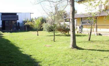 Casa quinta venta Guernica- 2 casas  y galpon-SALIDA A 2 CALLES