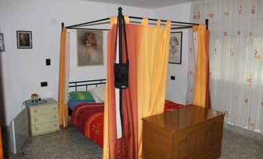 Casa quinta venta Guernica- 2 casas  y galpon-SALIDA A 2 CALLES