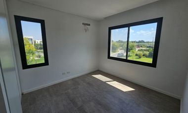 Casa 3 Dormitorios - Los Castaños Nordelta