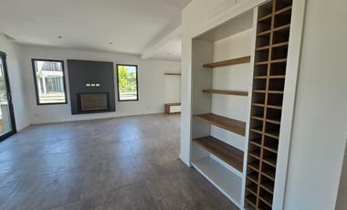 Casa 3 Dormitorios - Los Castaños Nordelta