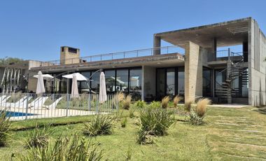 Casa 3 Dormitorios - Los Castaños Nordelta