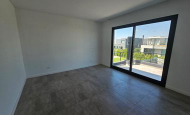 Casa 3 Dormitorios - Los Castaños Nordelta