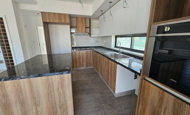 Casa 3 Dormitorios - Los Castaños Nordelta