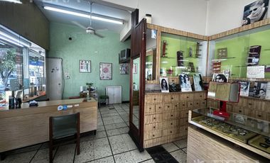 Venta Local de 84mts en Wilde