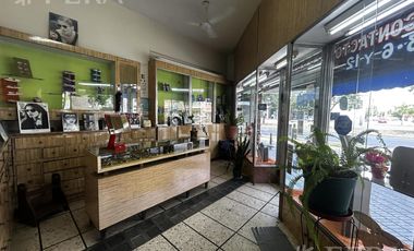 Venta Local de 84mts en Wilde