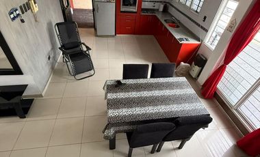 Casa en Venta en Burzaco – 2 Plantas con Piscina, Local y Potencial de 2 Departamentos