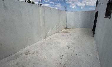 Casa en Venta en Burzaco – 2 Plantas con Piscina, Local y Potencial de 2 Departamentos