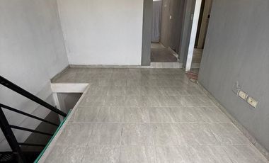 Casa en Venta en Burzaco – 2 Plantas con Piscina, Local y Potencial de 2 Departamentos