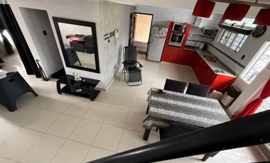 Casa en Venta en Burzaco – 2 Plantas con Piscina, Local y Potencial de 2 Departamentos