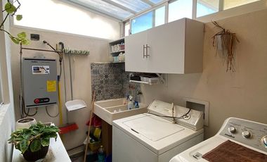 CASA EN RENTA – AMUEBLADA Y LISTA PARA HABITAR