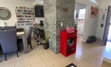 CASA EN RENTA – AMUEBLADA Y LISTA PARA HABITAR