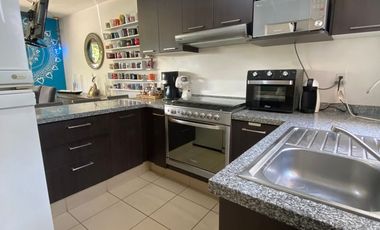 CASA EN RENTA – AMUEBLADA Y LISTA PARA HABITAR