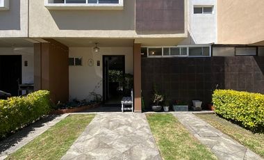 CASA EN RENTA – AMUEBLADA Y LISTA PARA HABITAR