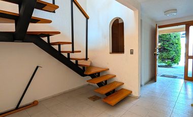 CASA EN FRACCIONAMIENTO EXCLUSIVO EN RANCHO VISTA HERMOSA, COYOACÁN