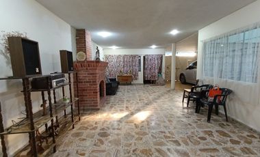 CASA EN AMPLIACIÓN CANDELARIA