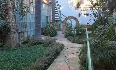 Casa - Edificio en Venta en Santa Lucia, Zapopan