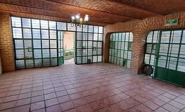 Casa - Edificio en Venta en Santa Lucia, Zapopan