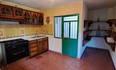 Casa - Edificio uso comercial en Venta en Santa Lucia, Zapopan