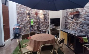 DÚPLEX TIPO CASA EN VENTA – SURCO | Urb. Sagitario