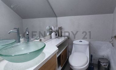 DÚPLEX TIPO CASA EN VENTA – SURCO | Urb. Sagitario