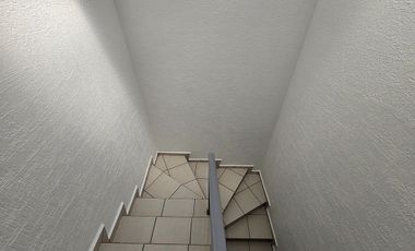 Casa en renta en Coto Boreal con seguridad 24/7